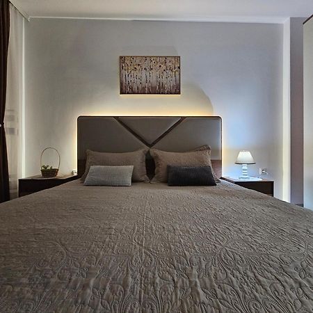Superb 1 Bedroom In The Best Zone Of The City. Ferizaj Buitenkant foto