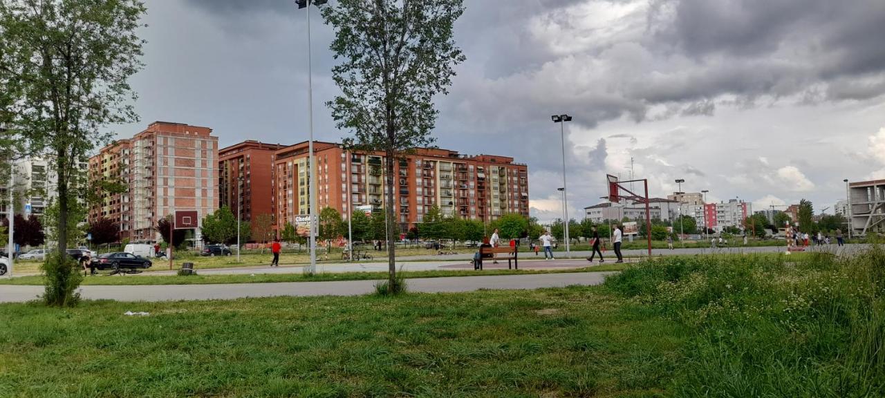 Superb 1 Bedroom In The Best Zone Of The City. Ferizaj Buitenkant foto