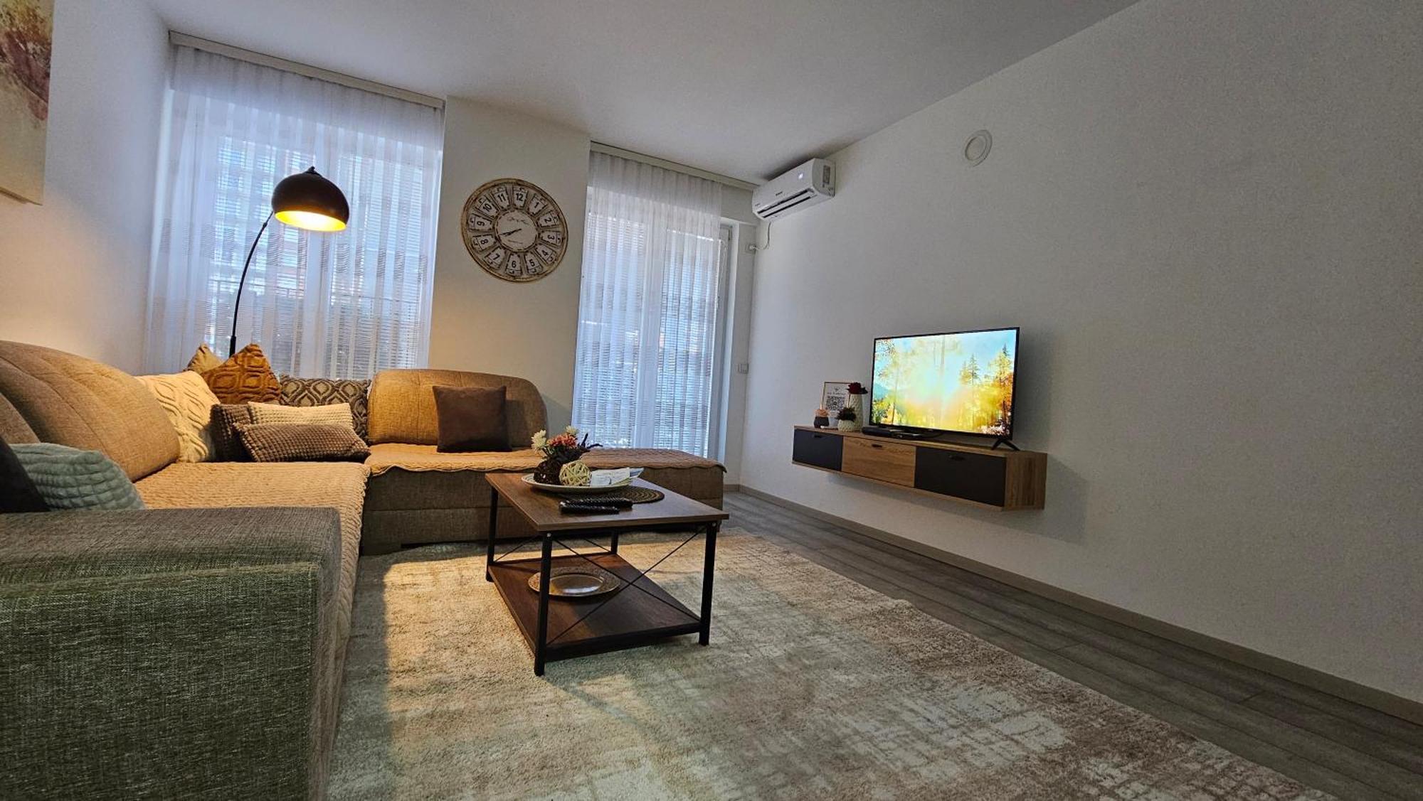 Superb 1 Bedroom In The Best Zone Of The City. Ferizaj Buitenkant foto