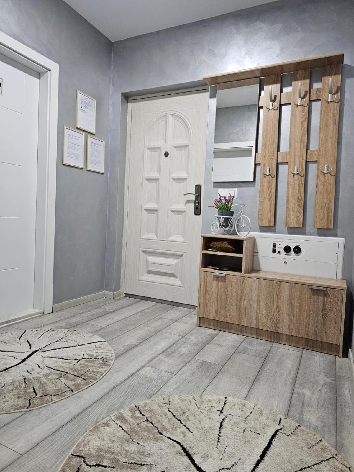 Superb 1 Bedroom In The Best Zone Of The City. Ferizaj Buitenkant foto